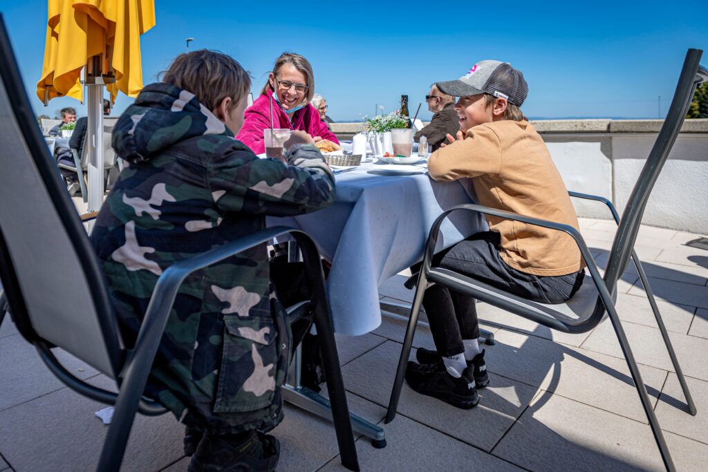 20210423 zufriedenheit und wenig masken